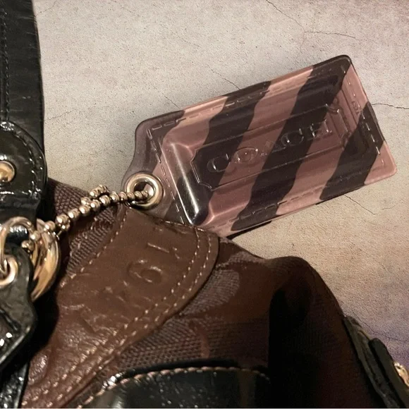 COACH Ashley 15474 Patchwork Shoulder Bag 13”x9”x4” Inside pockets. BlackBrn EUC - Picture 9 of 15